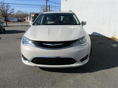 2017 Chrysler Pacifica TOURING,TECH PKG,NAV,CONV PKG,RVC,SILVER CERTIFIED   - Photo 2 - Haddon Twp, NJ 08107