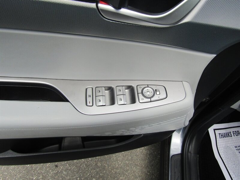 2020 Hyundai PALISADE SE,AWD,7 PASS.CONV PKG ,SILVER CERTIFIED - Photo 12 - Haddon Twp, NJ 08107