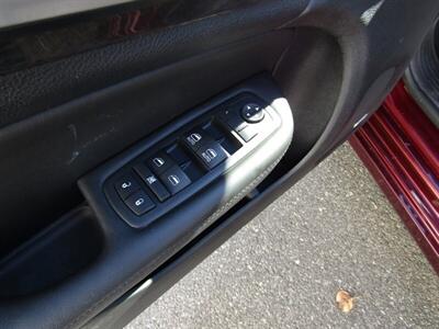 2016 Chrysler 200 AWD,NAV,PANOROOF,TECH PKG,RVC,SILVER CERTIFIED   - Photo 13 - Haddon Twp, NJ 08107