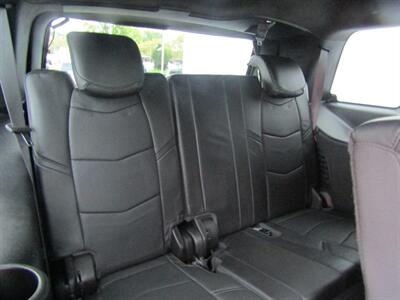2017 Cadillac Escalade Platinum   - Photo 18 - Haddon Twp, NJ 08107