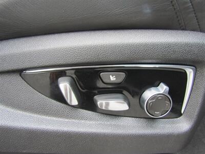 2017 Cadillac Escalade Platinum   - Photo 22 - Haddon Twp, NJ 08107