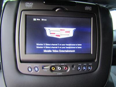 2017 Cadillac Escalade Platinum   - Photo 34 - Haddon Twp, NJ 08107