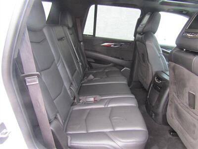 2017 Cadillac Escalade Platinum   - Photo 19 - Haddon Twp, NJ 08107
