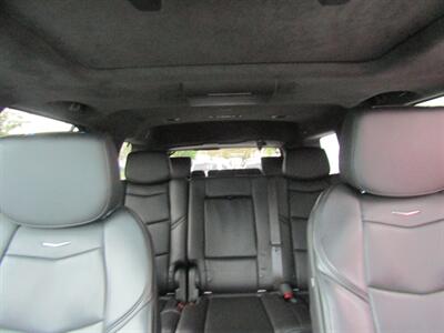 2017 Cadillac Escalade Platinum   - Photo 16 - Haddon Twp, NJ 08107