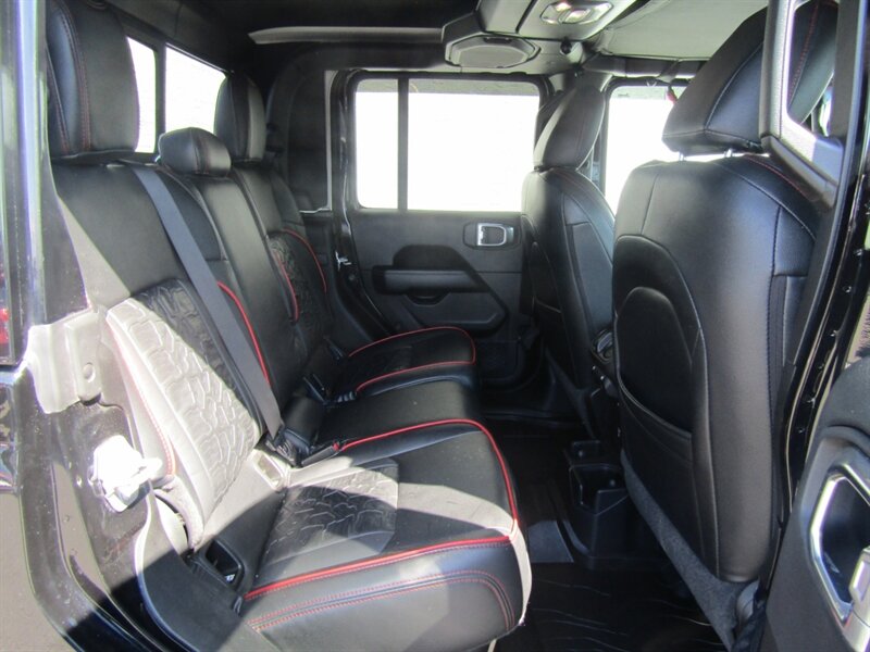 2021 Jeep Gladiator GLADIATOR OVERLAND,4X4 LOADED LEFTED - Photo 13 - Haddon Twp, NJ 08107