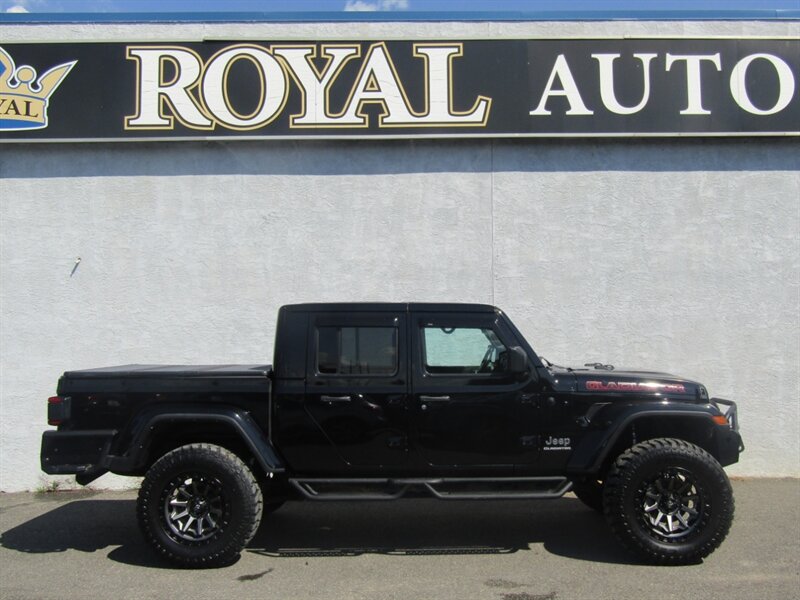 2021 Jeep Gladiator GLADIATOR OVERLAND,4X4 LOADED LEFTED - Photo 2 - Haddon Twp, NJ 08107