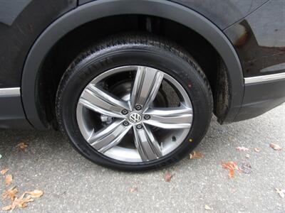 2020 Volkswagen Tiguan AWD,NAV,PANOROOF,TECH PKG,RVC,SILVER CERTIFIED   - Photo 42 - Haddon Twp, NJ 08107