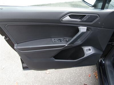 2020 Volkswagen Tiguan AWD,NAV,PANOROOF,TECH PKG,RVC,SILVER CERTIFIED   - Photo 15 - Haddon Twp, NJ 08107
