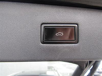 2020 Volkswagen Tiguan AWD,NAV,PANOROOF,TECH PKG,RVC,SILVER CERTIFIED   - Photo 23 - Haddon Twp, NJ 08107