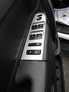 2013 GMC Sierra 2500 SLE - Photo 11 - Haddon Twp, NJ 08107