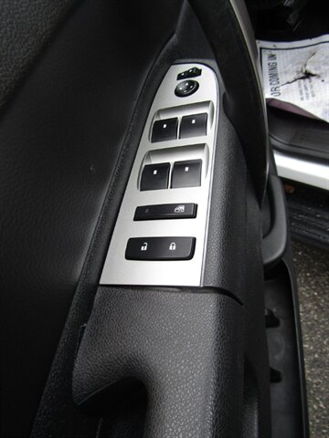 2013 GMC Sierra 2500 SLE - Photo 11 - Haddon Twp, NJ 08107