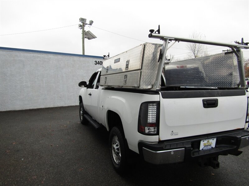 2013 GMC Sierra 2500 SLE - Photo 5 - Haddon Twp, NJ 08107