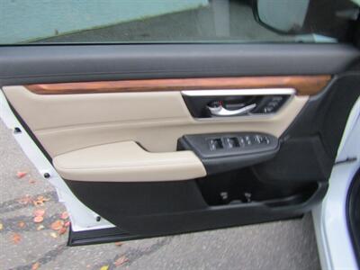 2021 Honda CR-V EX-L,AWD,TECH PKG,COMFORT PKG,RVC,SILVER CERTIFIED   - Photo 34 - Haddon Twp, NJ 08107