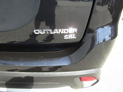 2017 Mitsubishi Outlander AWD,CONV PKG,RVC,SILVER CERTIFIED   - Photo 26 - Haddon Twp, NJ 08107