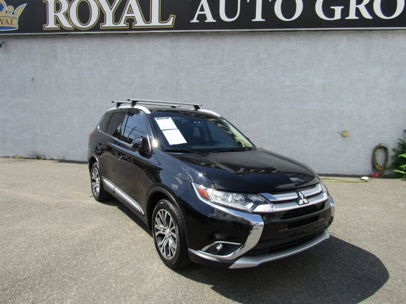 2017 Mitsubishi Outlander SEL  
