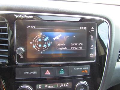 2017 Mitsubishi Outlander AWD,CONV PKG,RVC,SILVER CERTIFIED   - Photo 61 - Haddon Twp, NJ 08107