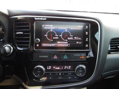 2017 Mitsubishi Outlander AWD,CONV PKG,RVC,SILVER CERTIFIED   - Photo 60 - Haddon Twp, NJ 08107