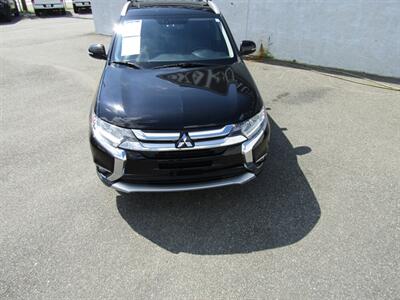 2017 Mitsubishi Outlander AWD,CONV PKG,RVC,SILVER CERTIFIED   - Photo 33 - Haddon Twp, NJ 08107