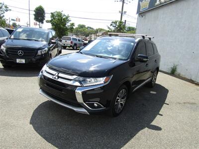 2017 Mitsubishi Outlander AWD,CONV PKG,RVC,SILVER CERTIFIED   - Photo 3 - Haddon Twp, NJ 08107