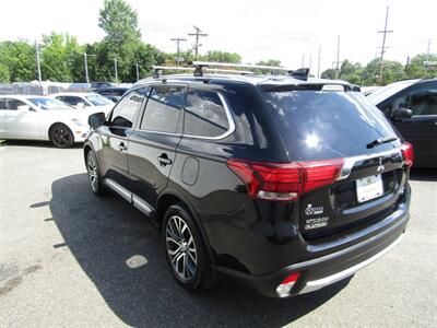 2017 Mitsubishi Outlander AWD,CONV PKG,RVC,SILVER CERTIFIED   - Photo 5 - Haddon Twp, NJ 08107