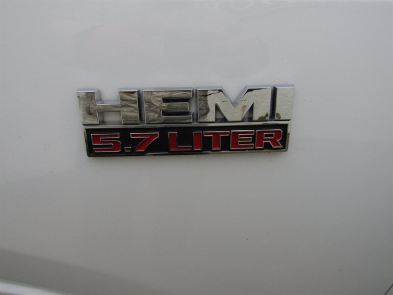 2018 Dodge Durango R/T, AWD,BLACKTOP,NAV,RVC,SILVER CERTIFIED - Photo 10 - Haddon Twp, NJ 08107