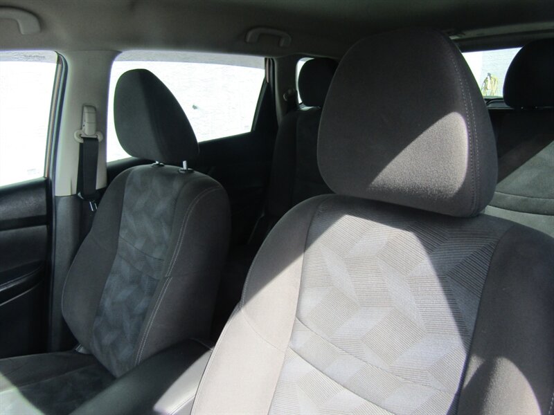2016 Nissan Rogue AWD,,CONV PKG,RVC,PWR PKG,SILVER CERTIFIED - Photo 12 - Haddon Twp, NJ 08107