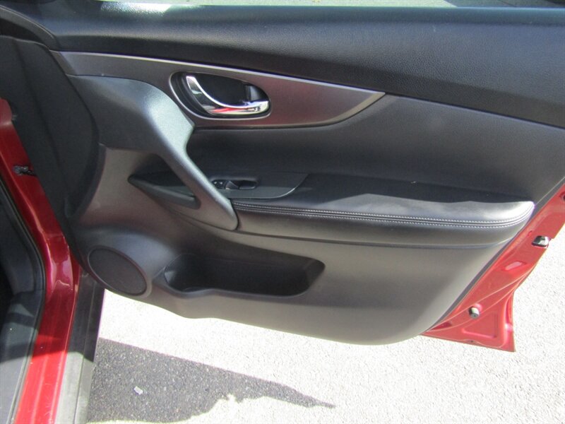 2016 Nissan Rogue AWD,,CONV PKG,RVC,PWR PKG,SILVER CERTIFIED - Photo 18 - Haddon Twp, NJ 08107