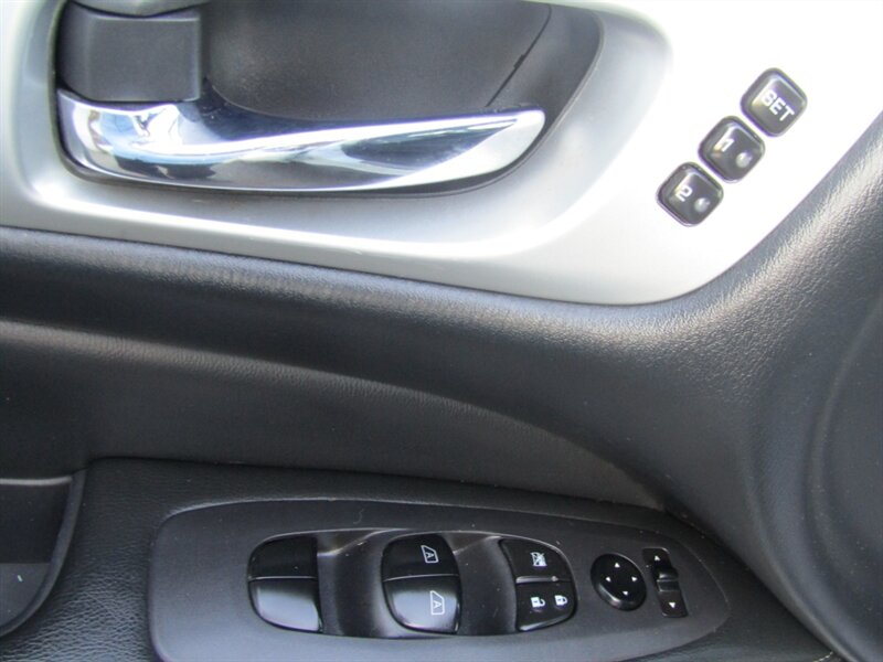 2020 Nissan Pathfinder SL - Photo 12 - Haddon Twp, NJ 08107