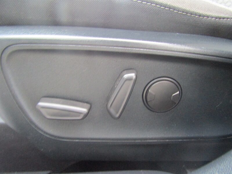 2020 Ford Escape SE - Photo 11 - Haddon Twp, NJ 08107