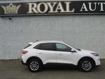 2020 Ford Escape SE - Photo 2 - Haddon Twp, NJ 08107