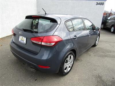 2016 Kia Forte5 LX,CONV PKG,PWR PKG,SILVER CERTIFIED   - Photo 7 - Haddon Twp, NJ 08107