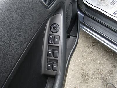 2016 Kia Forte5 LX,CONV PKG,PWR PKG,SILVER CERTIFIED   - Photo 10 - Haddon Twp, NJ 08107