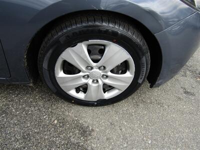 2016 Kia Forte5 LX,CONV PKG,PWR PKG,SILVER CERTIFIED   - Photo 32 - Haddon Twp, NJ 08107