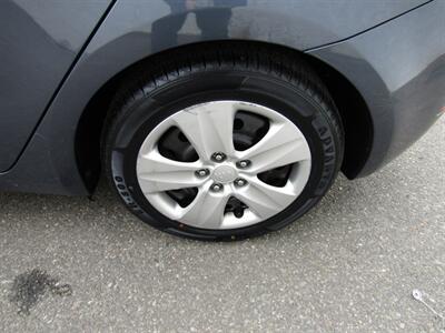 2016 Kia Forte5 LX,CONV PKG,PWR PKG,SILVER CERTIFIED   - Photo 30 - Haddon Twp, NJ 08107