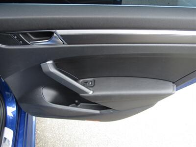 2017 Volkswagen Passat 1.8T R-Line   - Photo 20 - Haddon Twp, NJ 08107