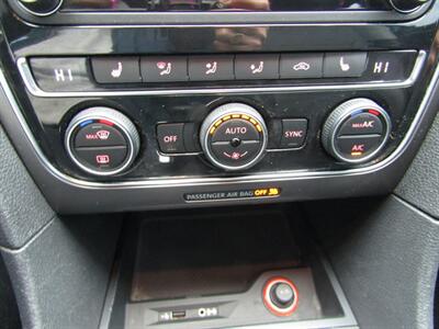 2017 Volkswagen Passat 1.8T R-Line   - Photo 31 - Haddon Twp, NJ 08107