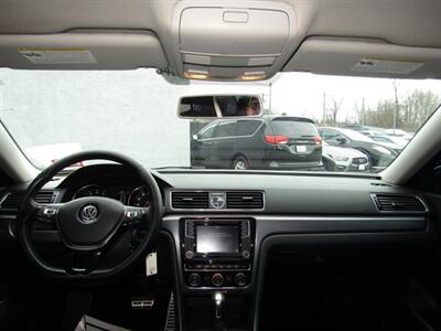 2017 Volkswagen Passat 1.8T R-Line   - Photo 34 - Haddon Twp, NJ 08107