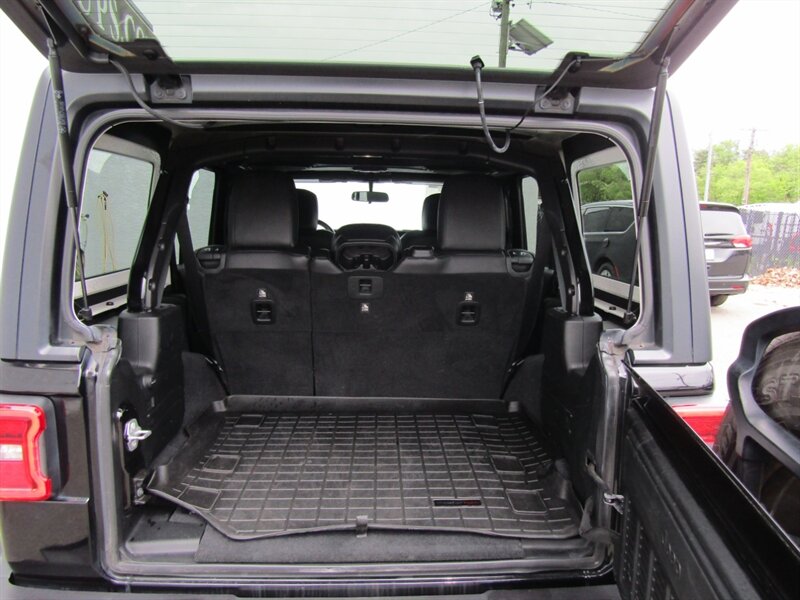 2018 Jeep Wrangler Unlimited Sahara - Photo 17 - Haddon Twp, NJ 08107