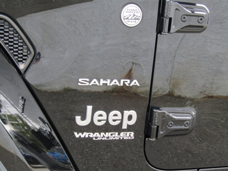 2018 Jeep Wrangler Unlimited Sahara - Photo 13 - Haddon Twp, NJ 08107