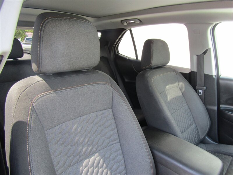 2018 Chevrolet Equinox AWD,LT,CONV PKG,TECH PKG,RVC, SILVER CERTIFIED - Photo 18 - Haddon Twp, NJ 08107