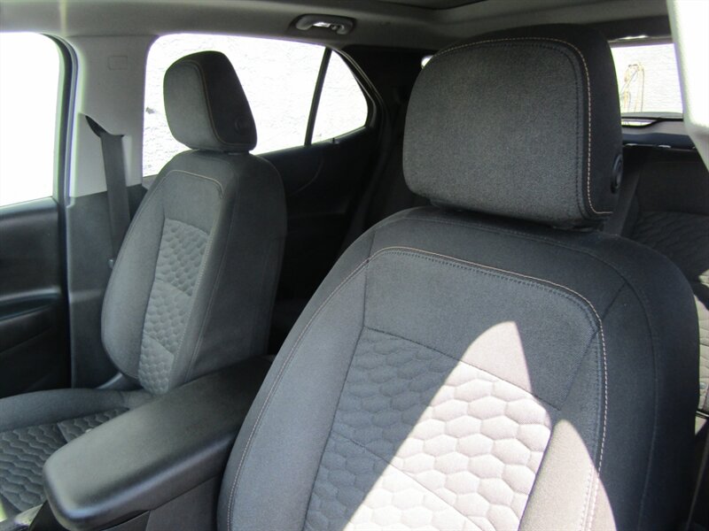 2018 Chevrolet Equinox AWD,LT,CONV PKG,TECH PKG,RVC, SILVER CERTIFIED - Photo 13 - Haddon Twp, NJ 08107