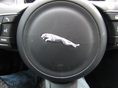 2017 Jaguar XE 35t Premium   - Photo 23 - Haddon Twp, NJ 08107