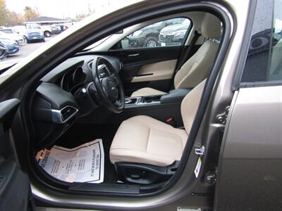 2017 Jaguar XE 35t Premium   - Photo 13 - Haddon Twp, NJ 08107
