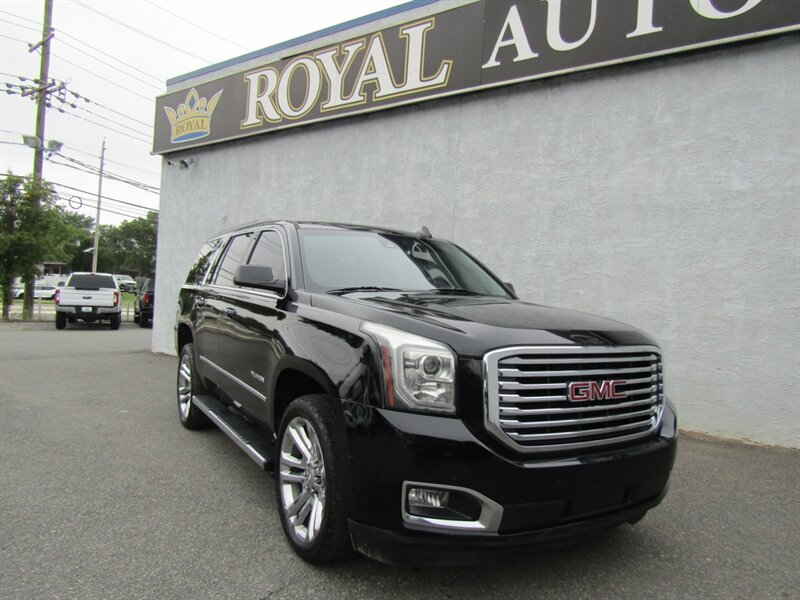 2017 GMC Yukon SLT  