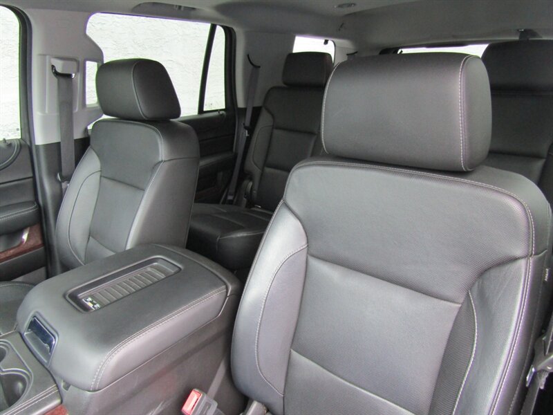 2017 GMC Yukon SLT,4X4,TECH PKG.DR.ASST PKG,RVCSILVER CERTIFIED - Photo 13 - Haddon Twp, NJ 08107