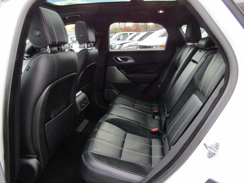 2018 Land Rover Range Rover Velar DYNAMIC,AWD,TECH PKG,CONV PKG,RVC,SILVER CERTIFIED - Photo 40 - Haddon Twp, NJ 08107