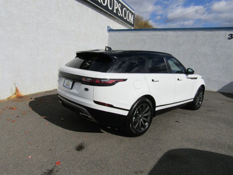 2018 Land Rover Range Rover Velar DYNAMIC,AWD,TECH PKG,CONV PKG,RVC,SILVER CERTIFIED - Photo 7 - Haddon Twp, NJ 08107