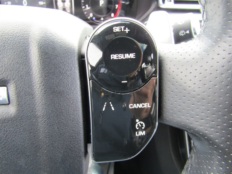 2018 Land Rover Range Rover Velar DYNAMIC,AWD,TECH PKG,CONV PKG,RVC,SILVER CERTIFIED - Photo 54 - Haddon Twp, NJ 08107