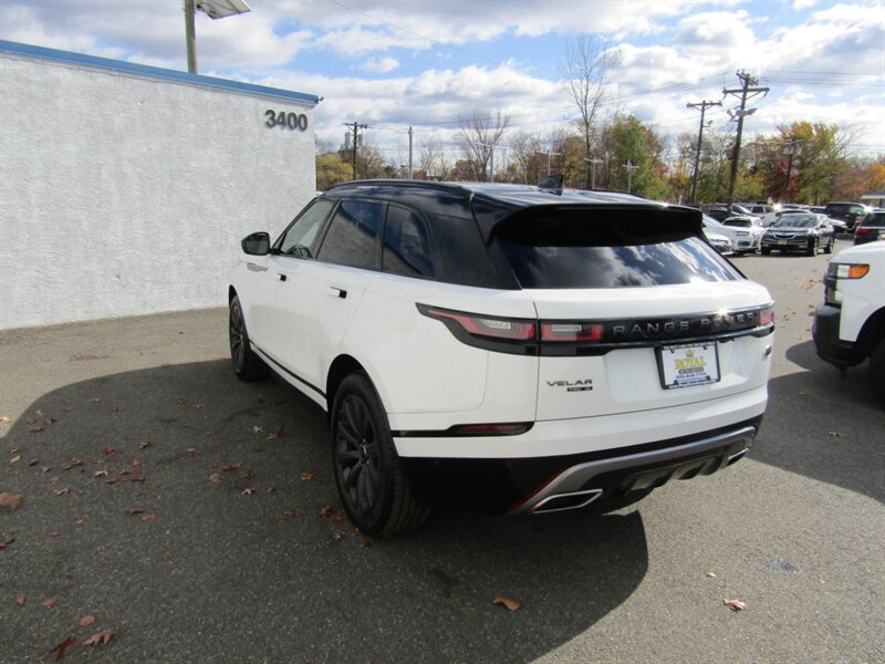 2018 Land Rover Range Rover Velar R-Dynamic SE photo 3