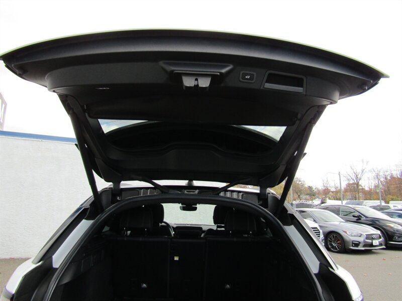 2018 Land Rover Range Rover Velar DYNAMIC,AWD,TECH PKG,CONV PKG,RVC,SILVER CERTIFIED - Photo 42 - Haddon Twp, NJ 08107